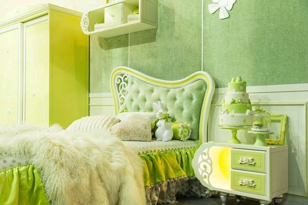 Choose Complimentary Light Green Colors For Furniture