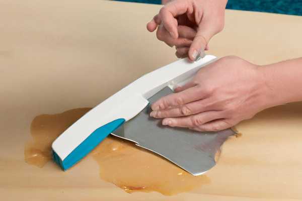 Remove Any Excess Food Or Debris From The Blade