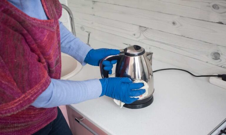 how-to-clean-electric-kettle-with-vinegar