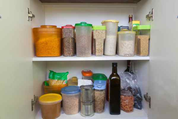 Under-Cabinet Spice Rack To Hang On Wall