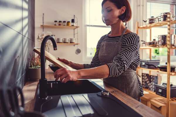 Importance Of Cleaning Wood Cutting Boards