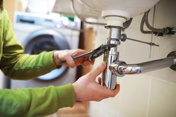 Importance Of Removing A Kitchen Sink Faucet