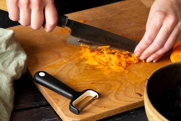  Using A Julienne Peeler In Cooking