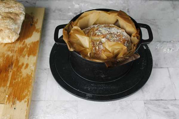 Baking Artisan Breads in a Dutch Oven