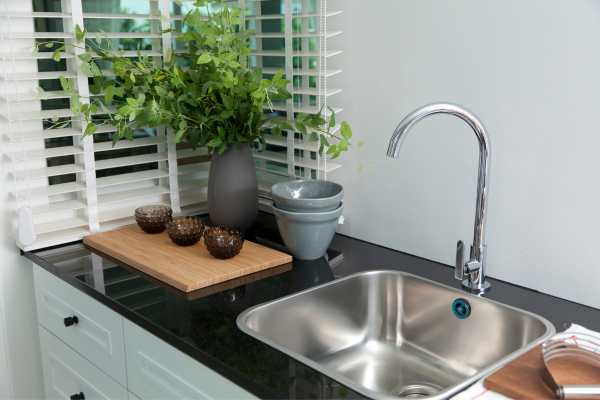 Common Venting Issues in Kitchen Island Sinks