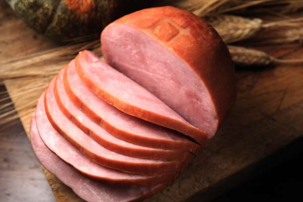 Serving Suggestions: Accompaniments That Enhance Your Ham